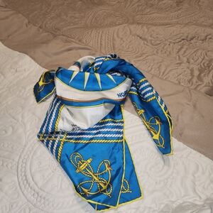 CLASSIC VINTAGE SILK SCARF BY CREAZIONE SERICA LARIANA. 30"×30" French compass